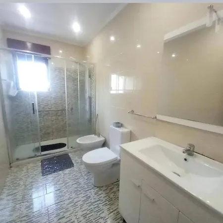 Private Near Airport Проживание в семье